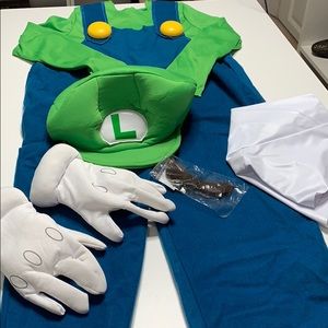 Luigi Halloween costume size S/P (4-6)